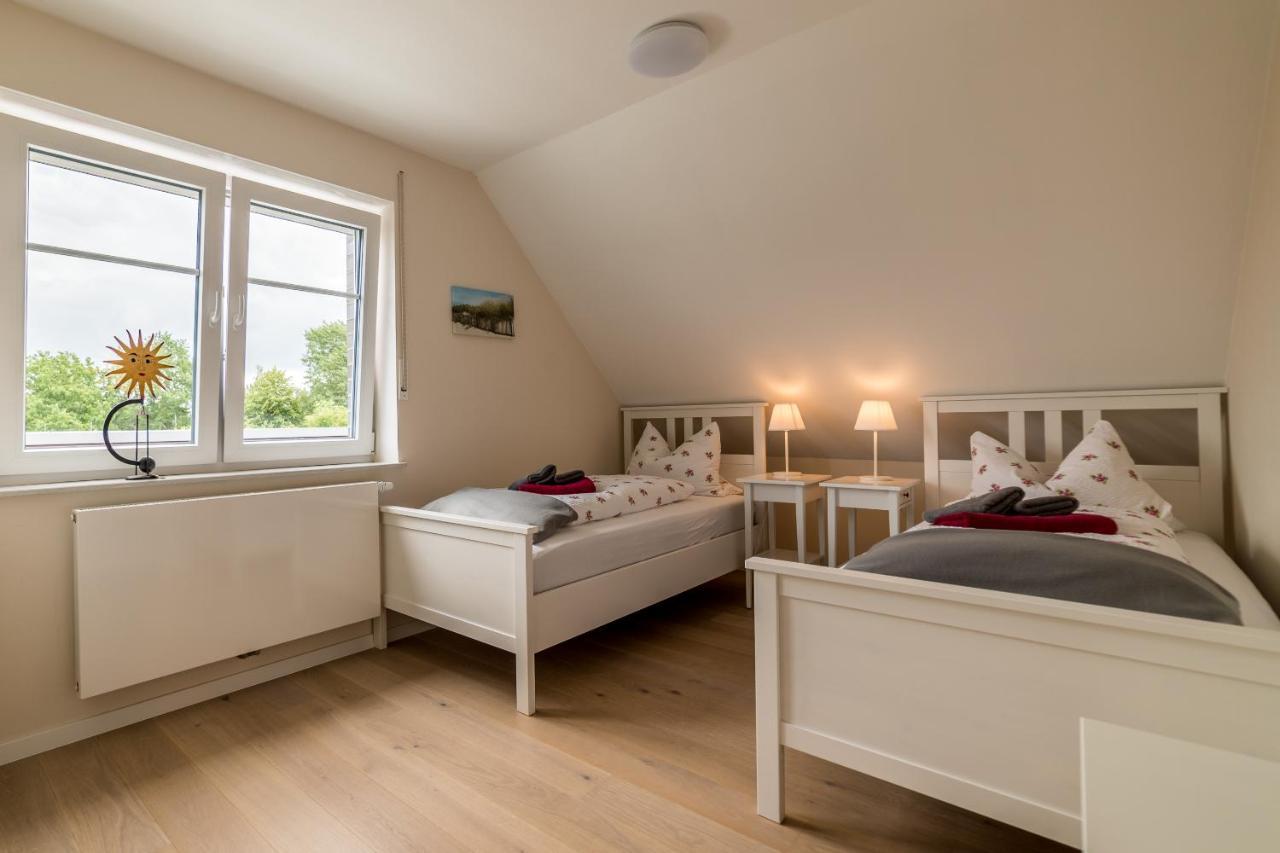 Ostfreesenhuus - Westwind Apartman Aurich Kültér fotó